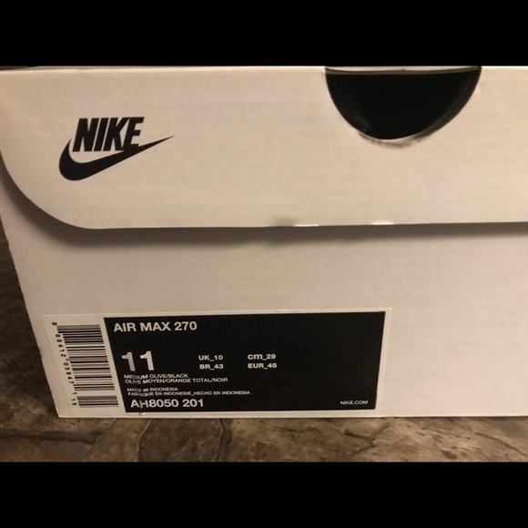 Nike Air Max 270 - Picture 5 of 5